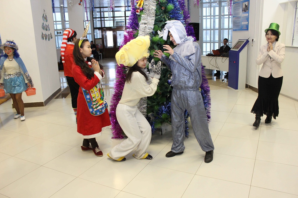 The New Year Show at the regional children`s Hospital, 2015 year