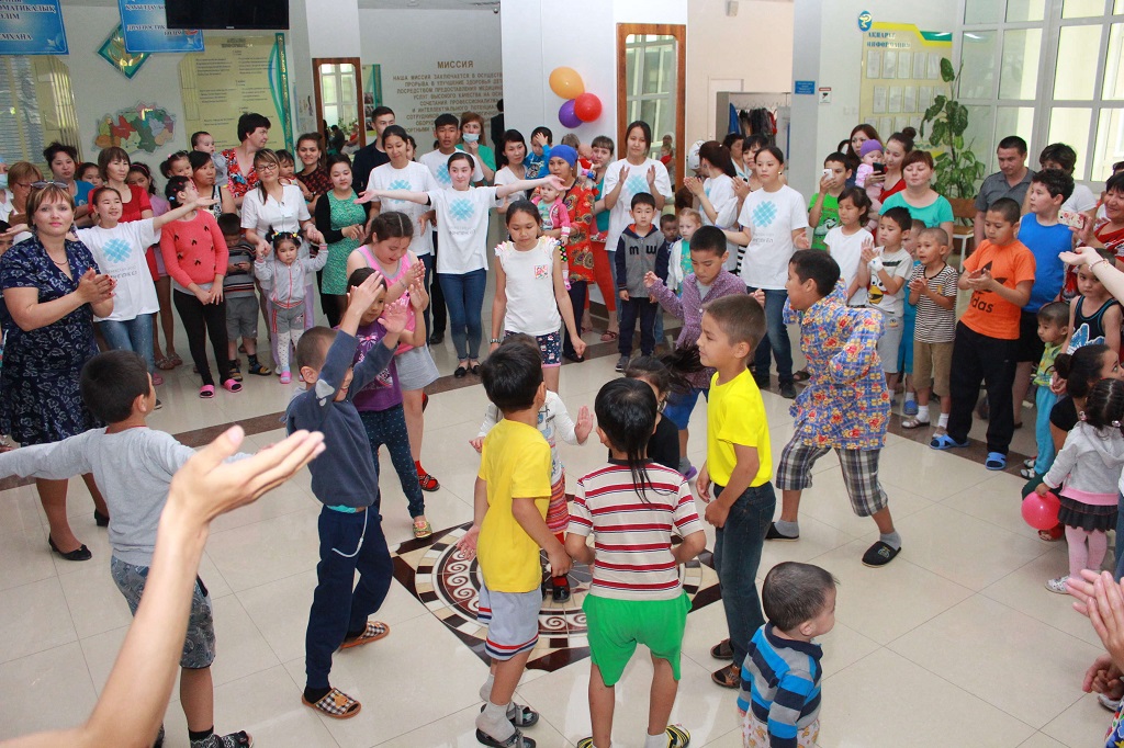 COLLEGE STUDENTS ORGANIZED A CHARITY EVENT FOR CHILDREN`S HOME ON THEME «CHILDREN IS OUR FUTURE»